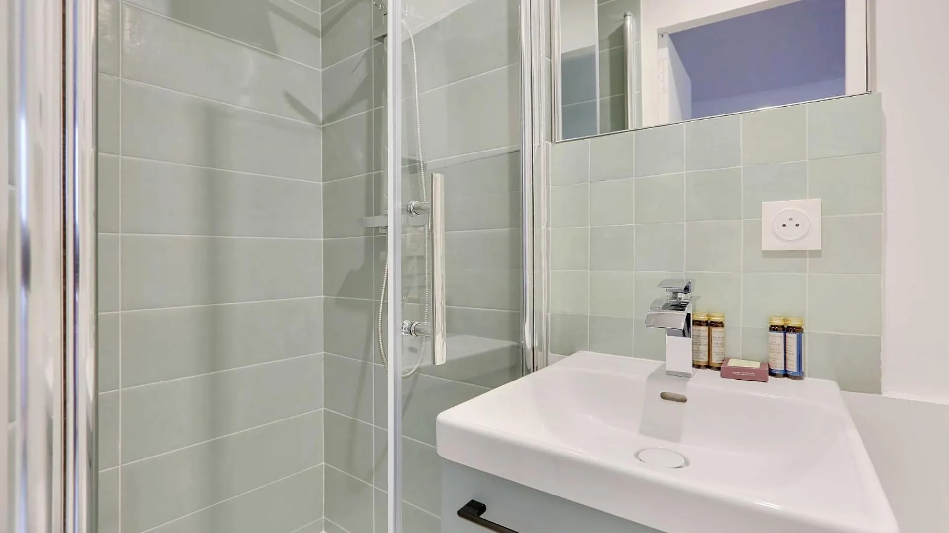 Apartment Charming Appartement - 1Bd-4P - Batignolles Paris